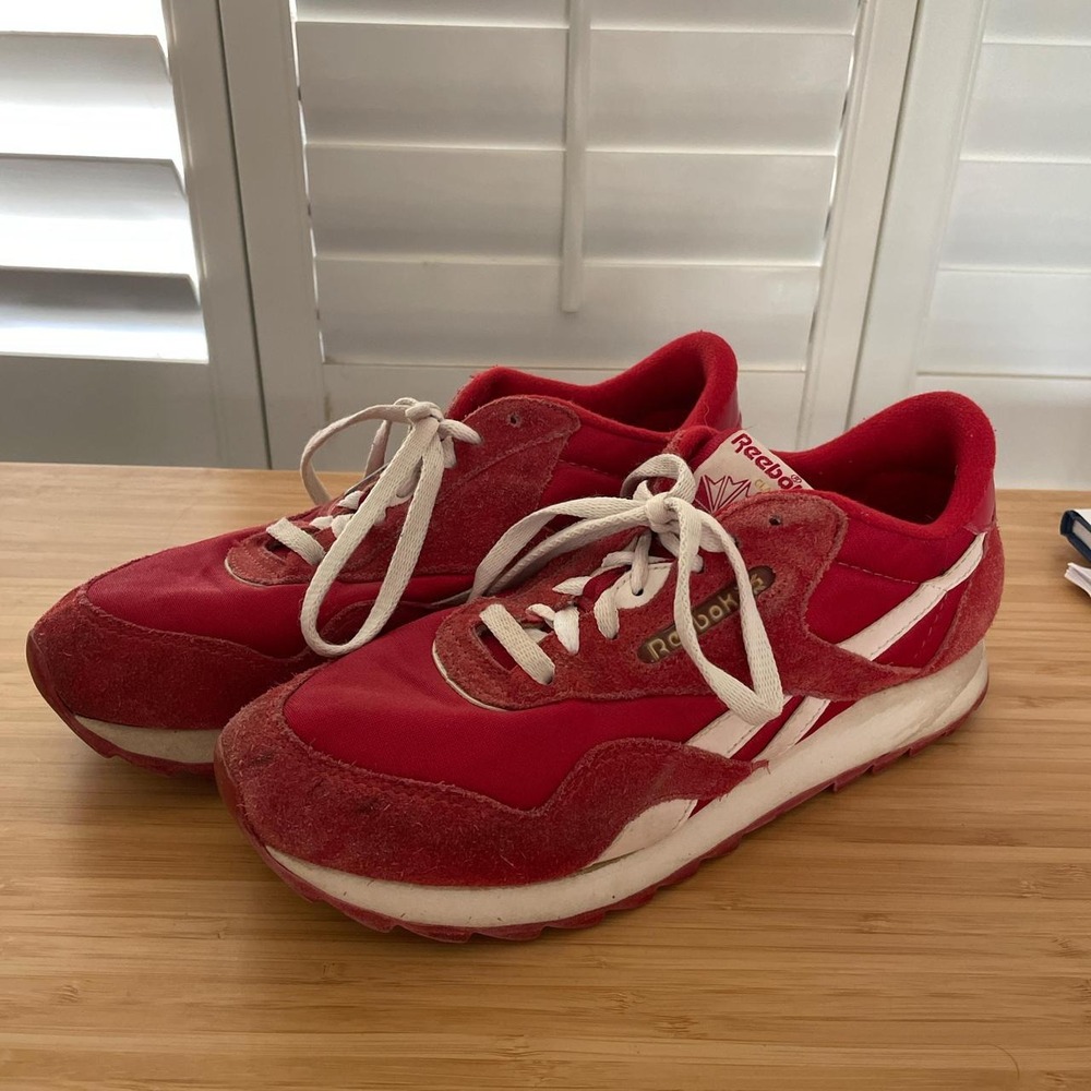 Rebook women's size 10 red tennis shoes